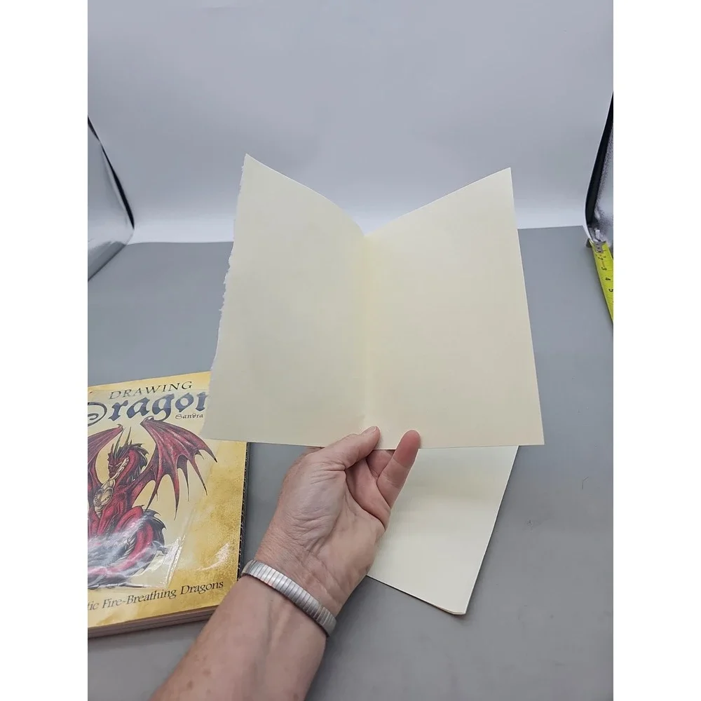Drawing Dragons: Learn How to Create Fantastic Fire-Breathing Dragons W/ Card‎
